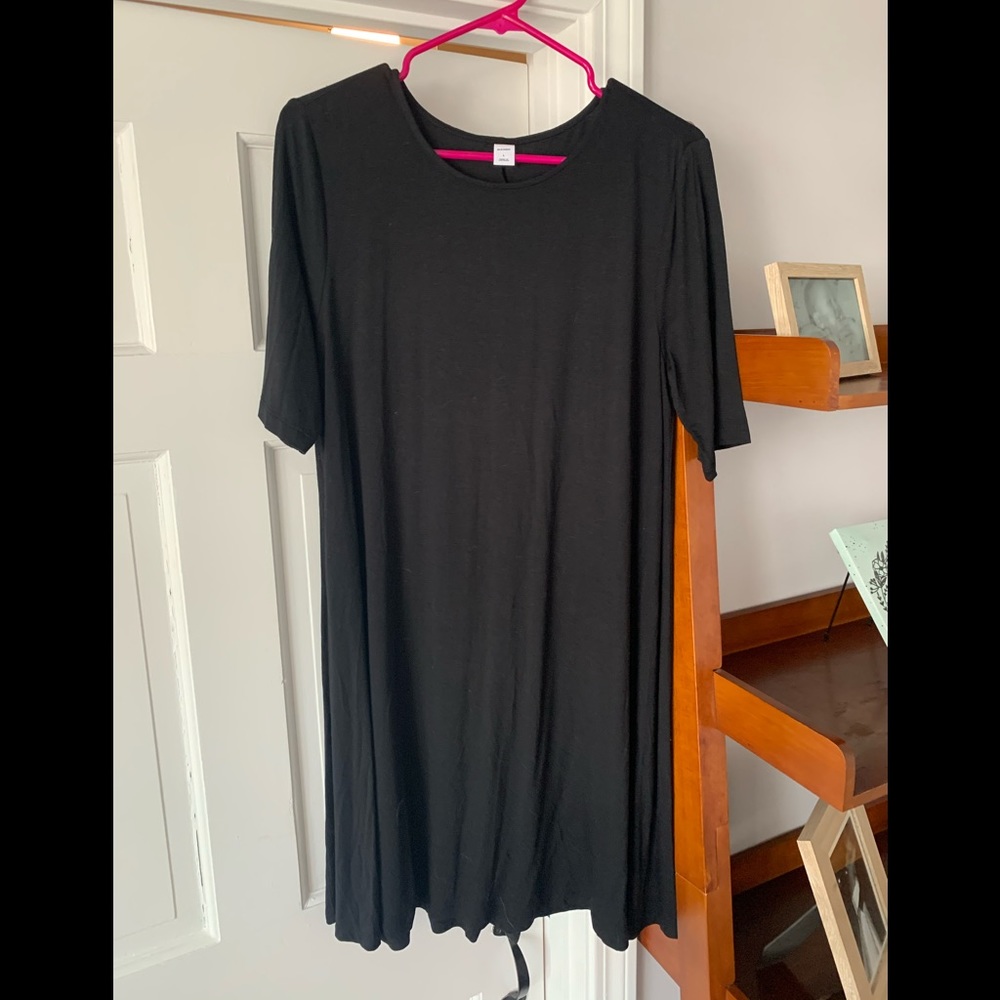 Elbow length swing dress